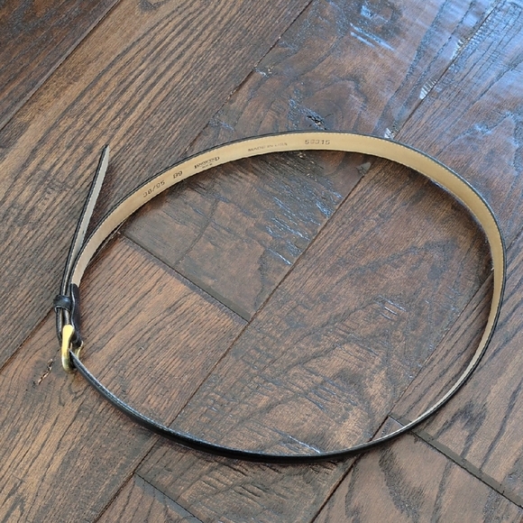 LANDS' END I Narrow Black Leather Belt with Solid Brass Buckle, 38/95 - Picture 3 of 10